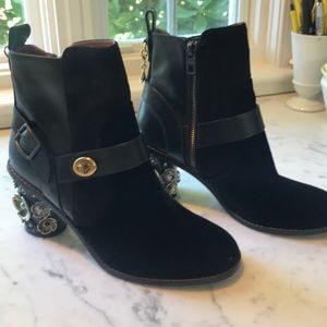 Coach boots